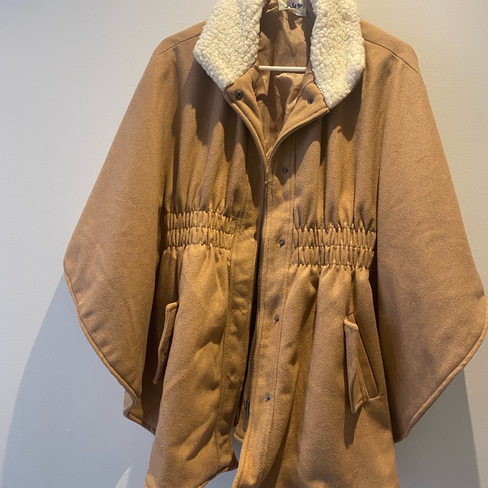 Wool coat - Picture 2 of 5